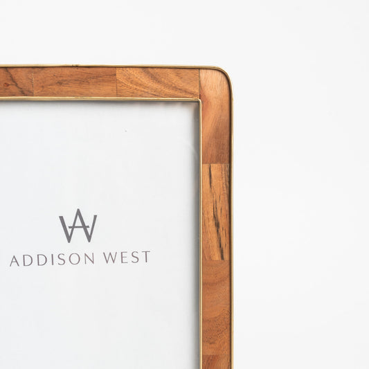 The Classic Wood and Brass Picture Frame